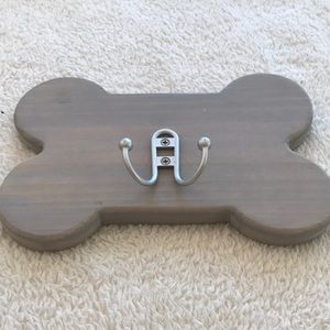 NWOT Handmade Leash holder
